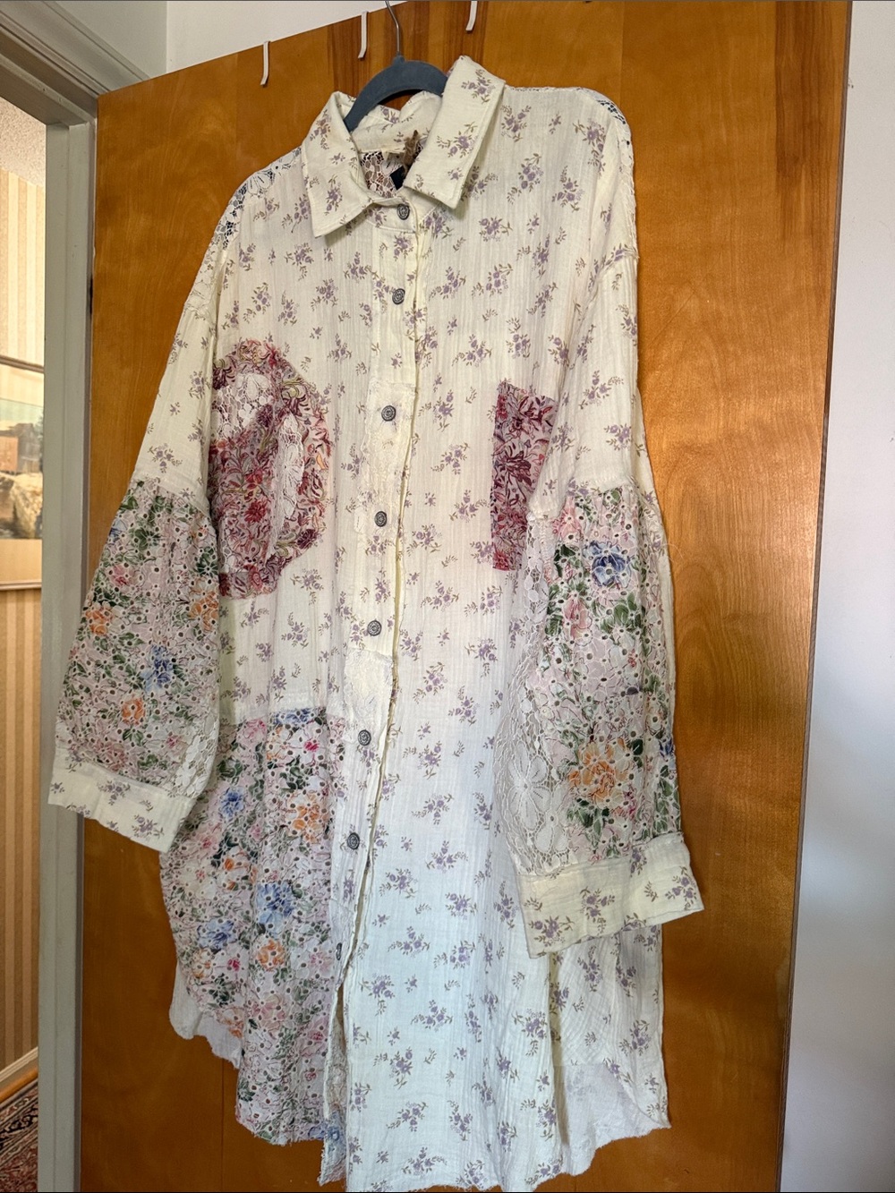 POL Cream Long Button-Down Shacket Floral Patchwork Eyelet & Lace NWT Sz Large